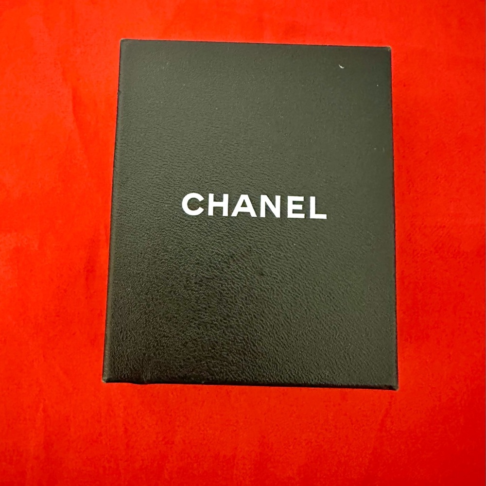 CHANEL 💯 Authentic Square Necklace Box with White Logo. 3.5in x 2.75 in